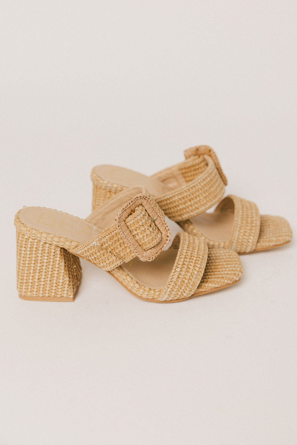 NEUTRAL HEEL