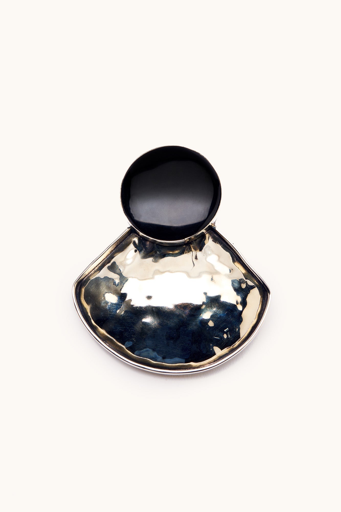 Sican Small Alpaca Metal Brooch